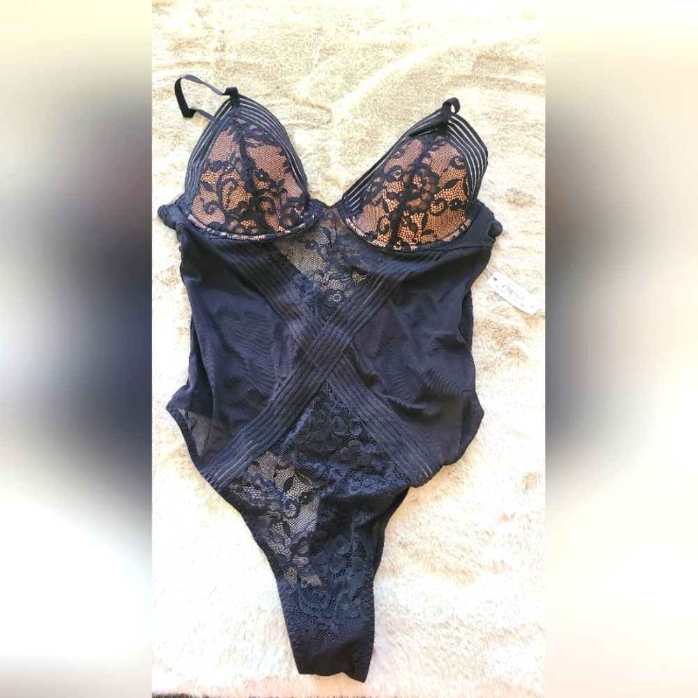 Adore Me Womans Lace Bodysuit Size M